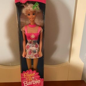 Flower fun Barbie